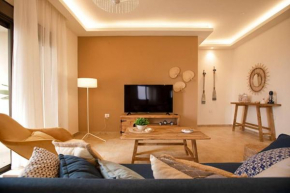Denis 2BR Apartment in Batroun